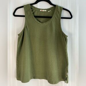 Levi’s Olive Green Cotton Scoop Neck Tank Top Size Small